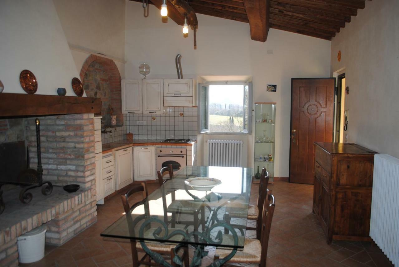 Agriturismo Fattoria Di Malavolta Florence Luaran gambar